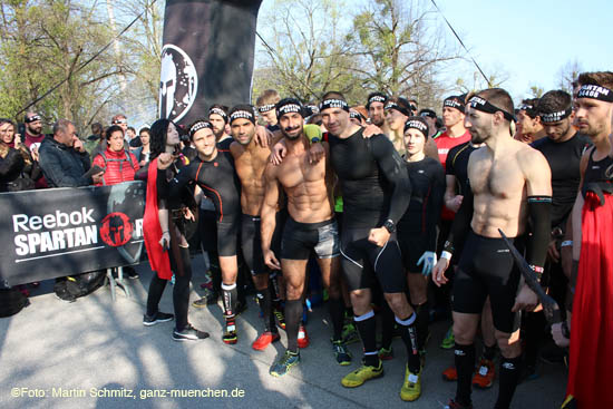 vor dem Start der Spartan Sprint Elite Heat am 08.04.2017 um 09.00 Uhr (©Foto: Martin Schmitz)
